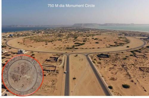 750 M dia Monument Circle New Town